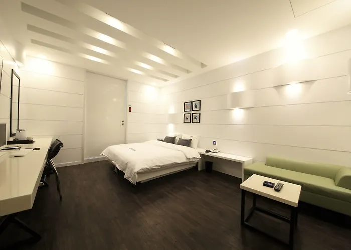 Hotel Premium Ava