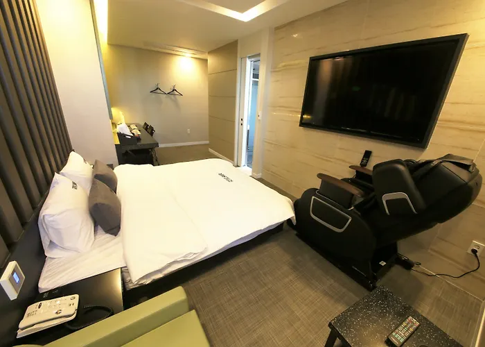 Premium Ava Hotel