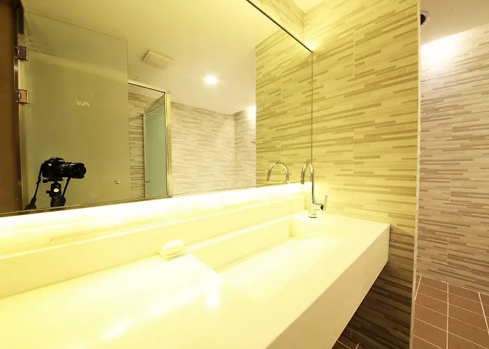 Premium Ava Hotel