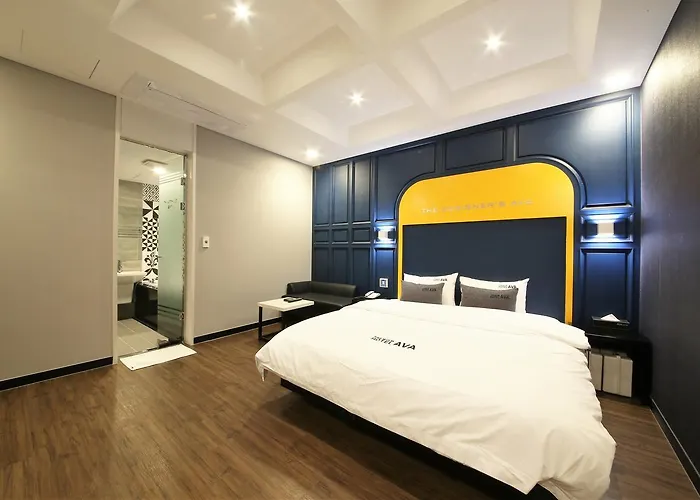 Premium Ava Hotel
